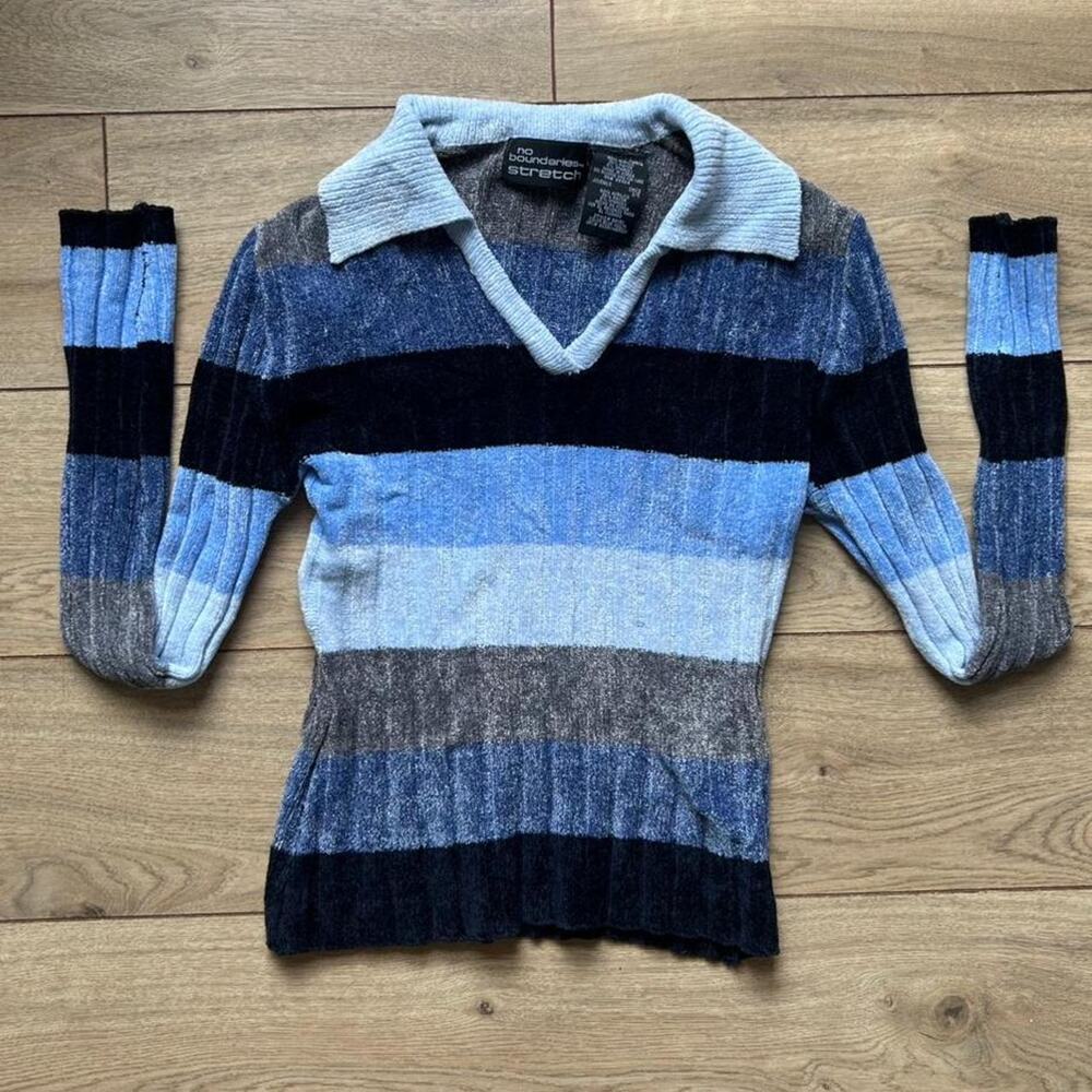 Vintage no boundaries blue striped sweater